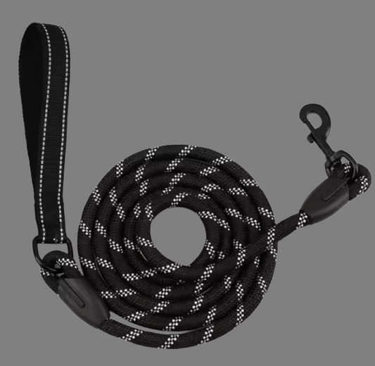 Black Reflective rope dog lead.