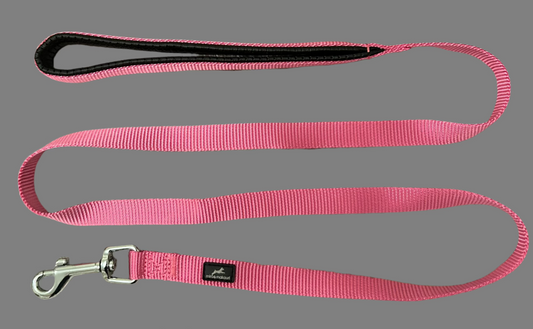 Pink nylon dog lead